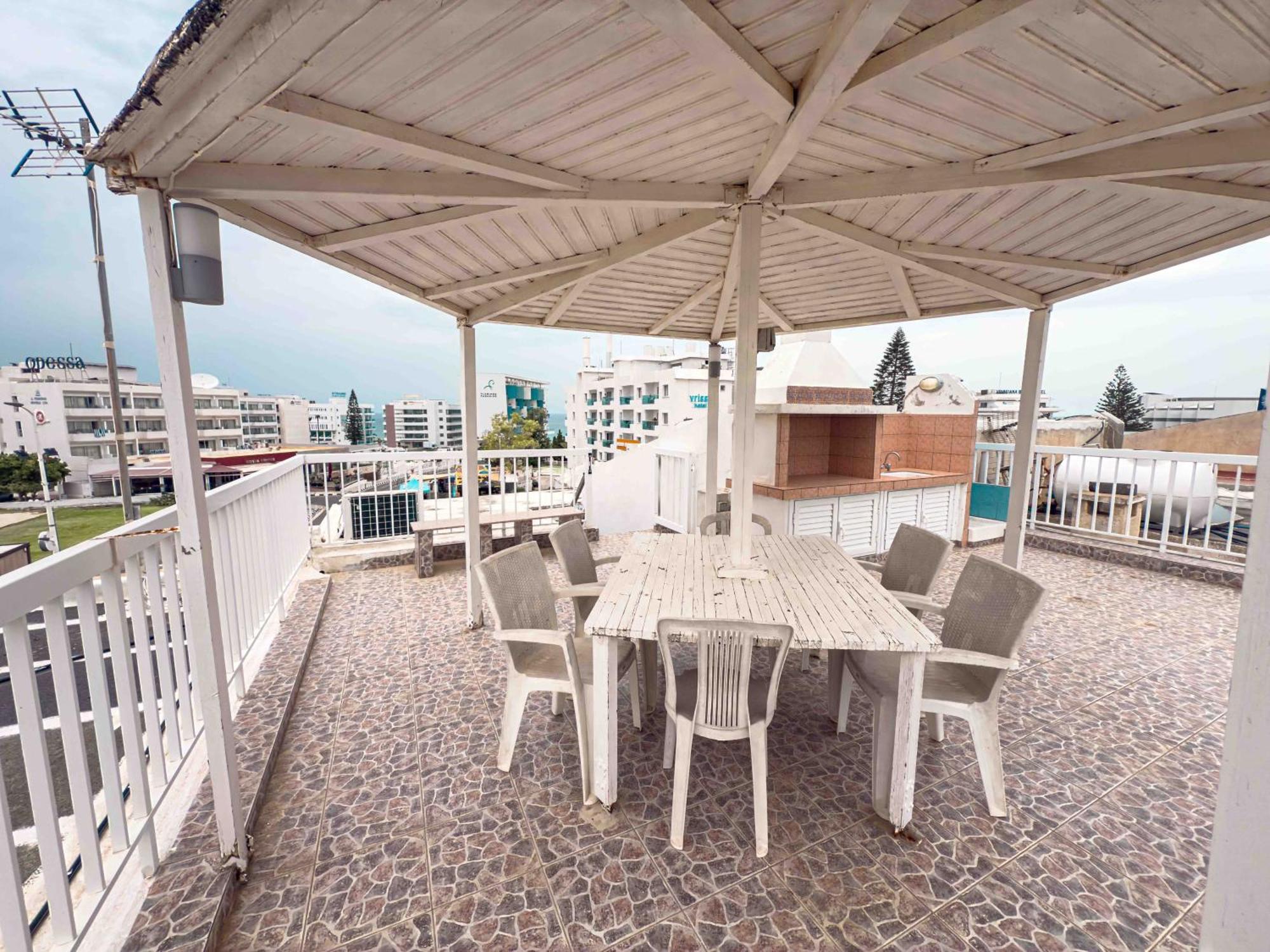Sofia'S Seaview Apartment Protaras Exterior photo